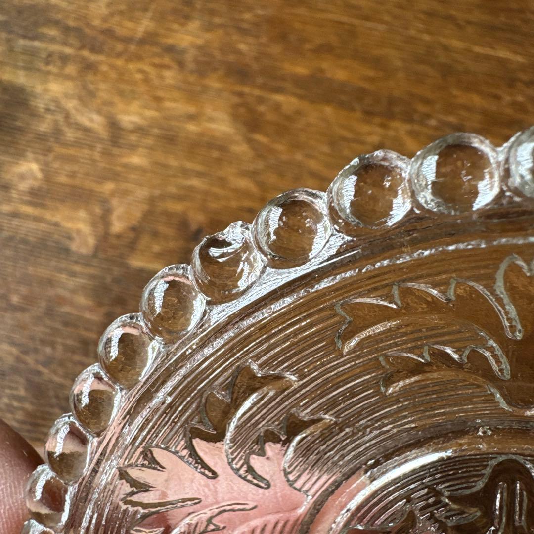 大正期　和ガラス　プレスガラス　ヒイラギ文小皿　5枚セット　レース皿　K356