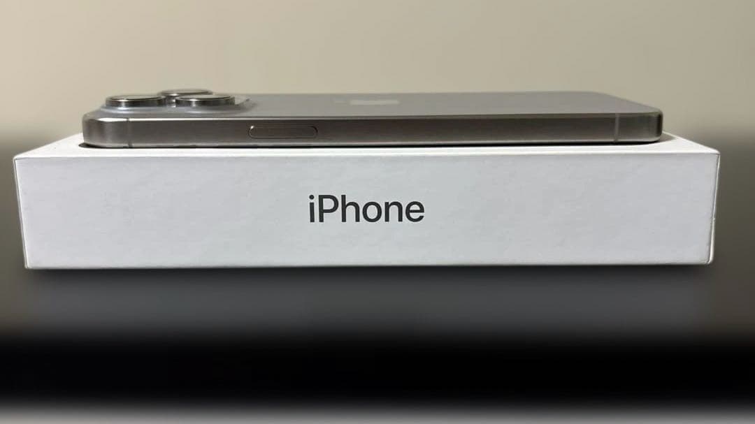 携帯電話本体 iPhone 15 Pro Max