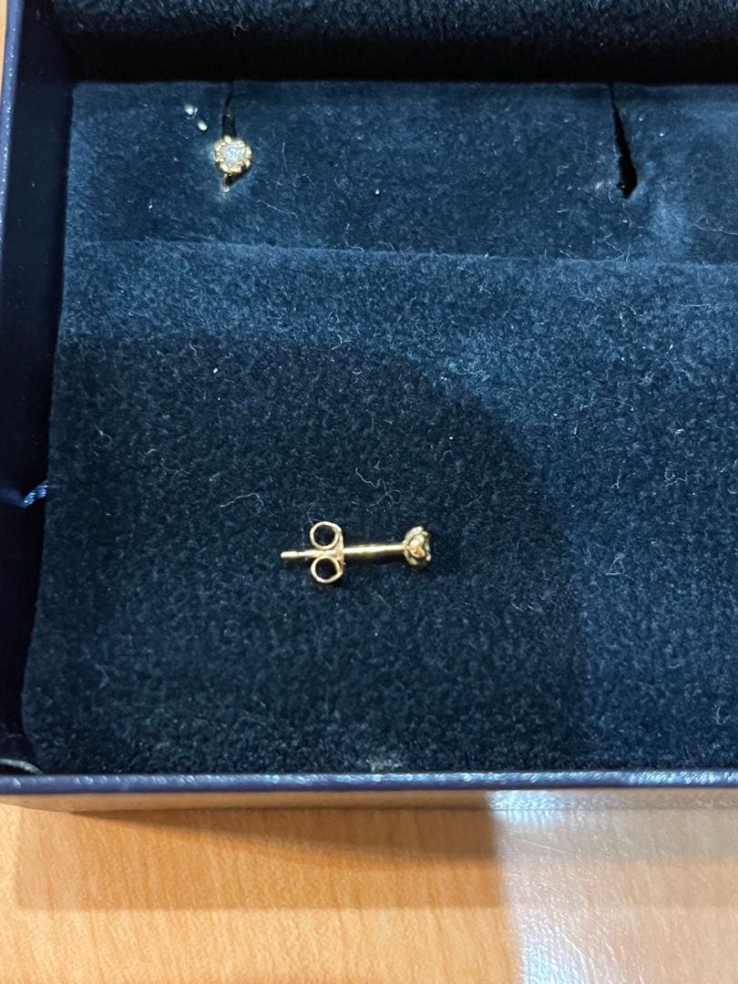 AHKAH ダイヤゴールドピアス　両耳　K18