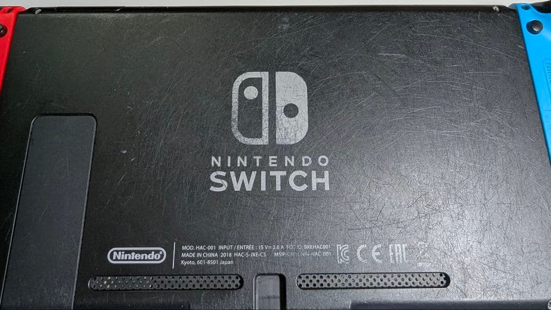 【本体裏キズ有+おまけ付き】Nintendo Switch 本体+Joy-Con