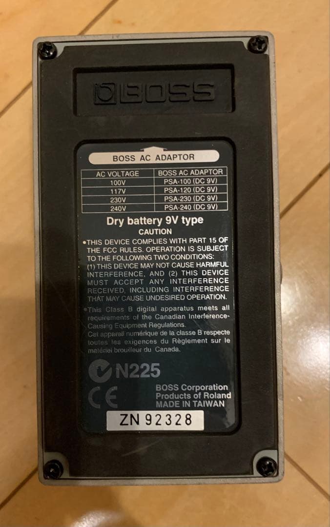 Dynamic Wah AW-3 ギターエフェクター　BOSS