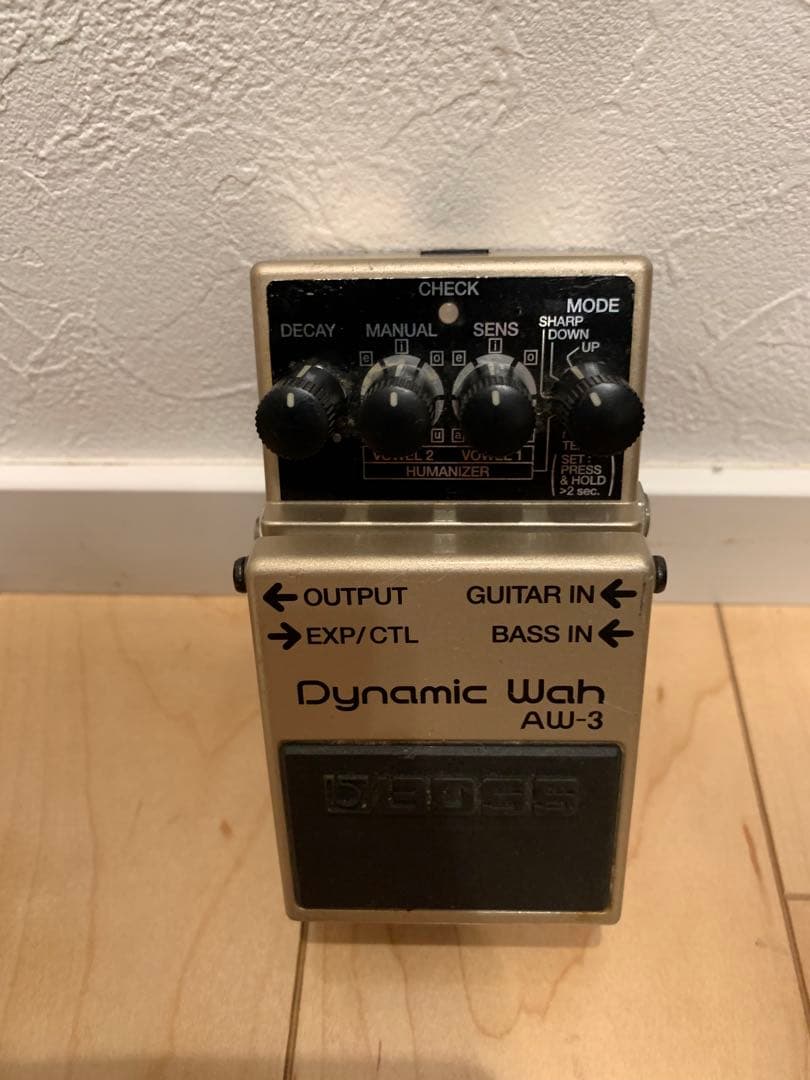 Dynamic Wah AW-3 ギターエフェクター　BOSS