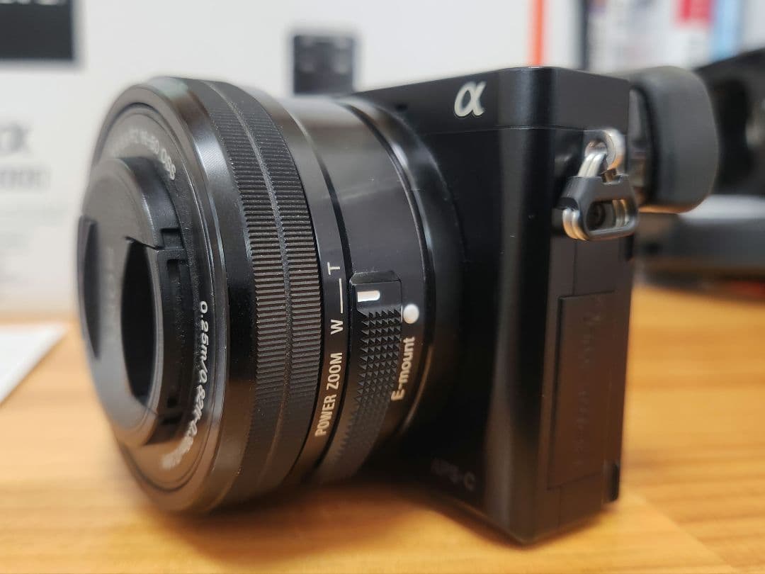 【動作良好】SONY ミラーレス一眼 α6000 パワーズームレンズキット 黒