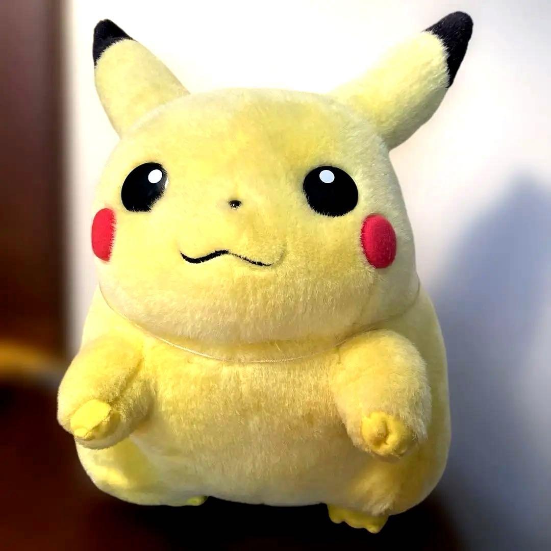 12月15日までお値下げします。初期　トミー　ピカチュウ　等身大ぬいぐるみ