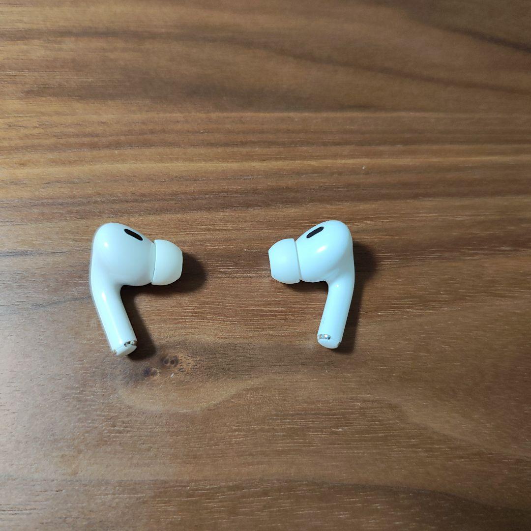 AirPods Pro2　Lightningケーブルタイプ