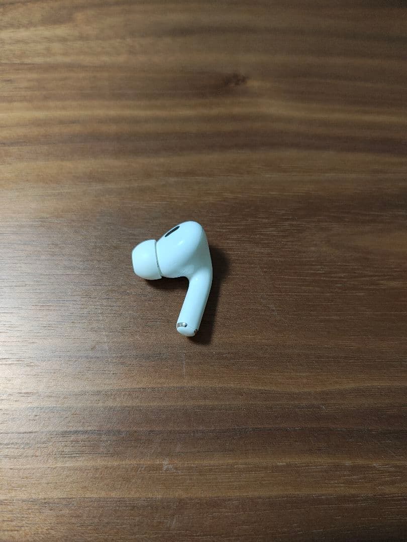 AirPods Pro2　Lightningケーブルタイプ