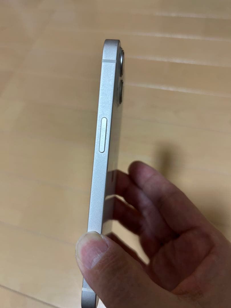 Apple iPhone13 128GB スターライト SIMフリー
