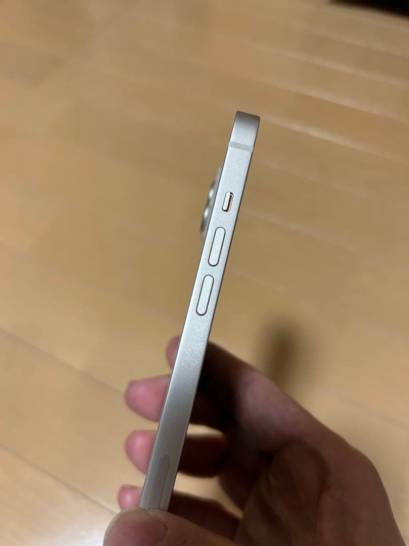 Apple iPhone13 128GB スターライト SIMフリー