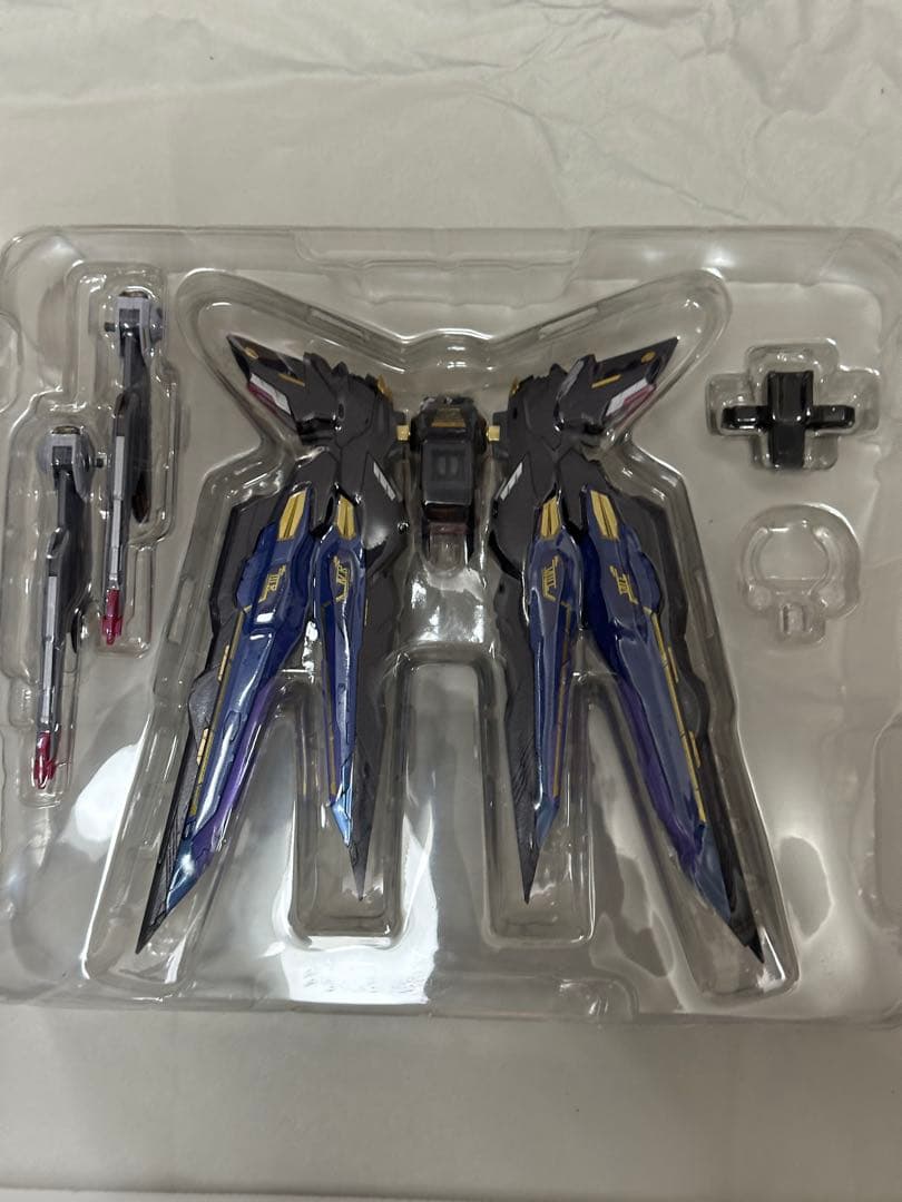 メタルビルド L BUILD ストライクフリーダム2024 光の翼セット