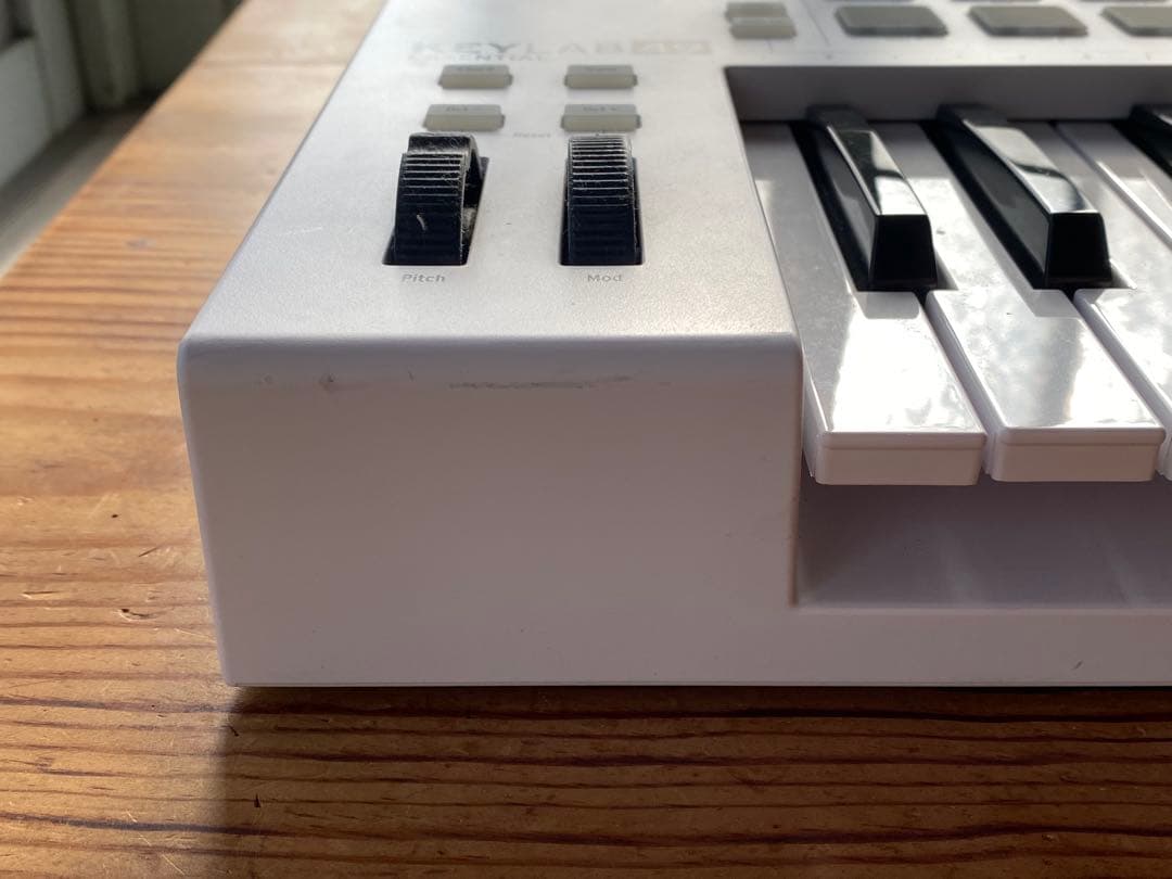 ARTURIA KEYLAB Essential 49 MIDIキーボード