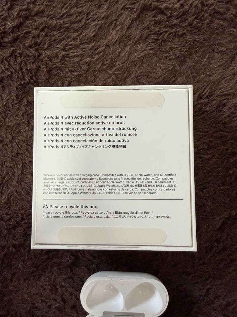 AirPods4本体 ホワイト 充電ケース付き