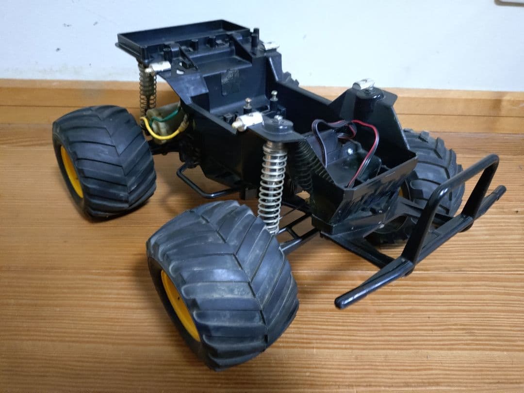 カ*ヤ様 タミヤ　ランチボックス　サーボ　モーター付　オフロード　ラジコン