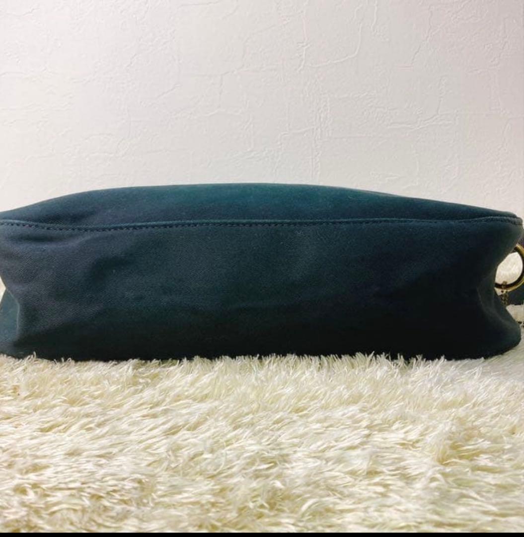 【美品】BRADY アリエルトラウト ショルダーバッグ ブラック ラージサイズ