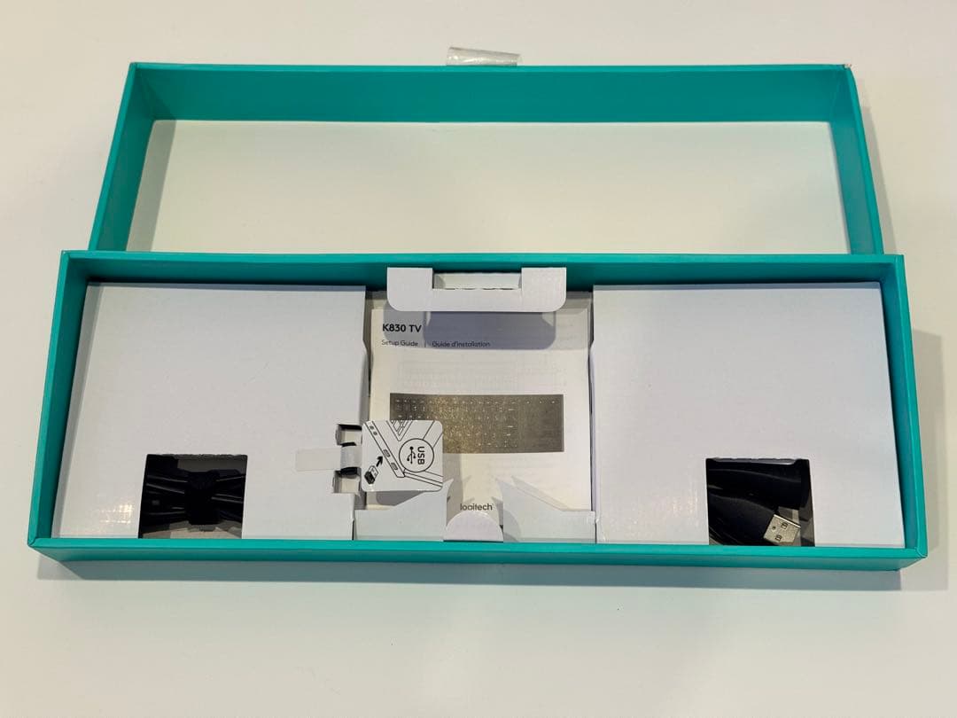 Logitech Media K830 TV ワイヤレスキーボード　英字配列