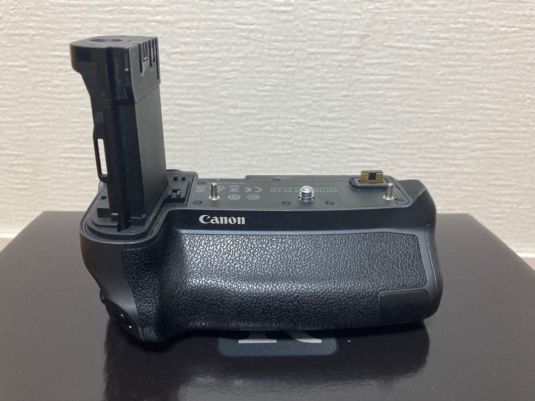 【即売希望特価】Canon EOS R+Canon BG-E22 (付属品付)