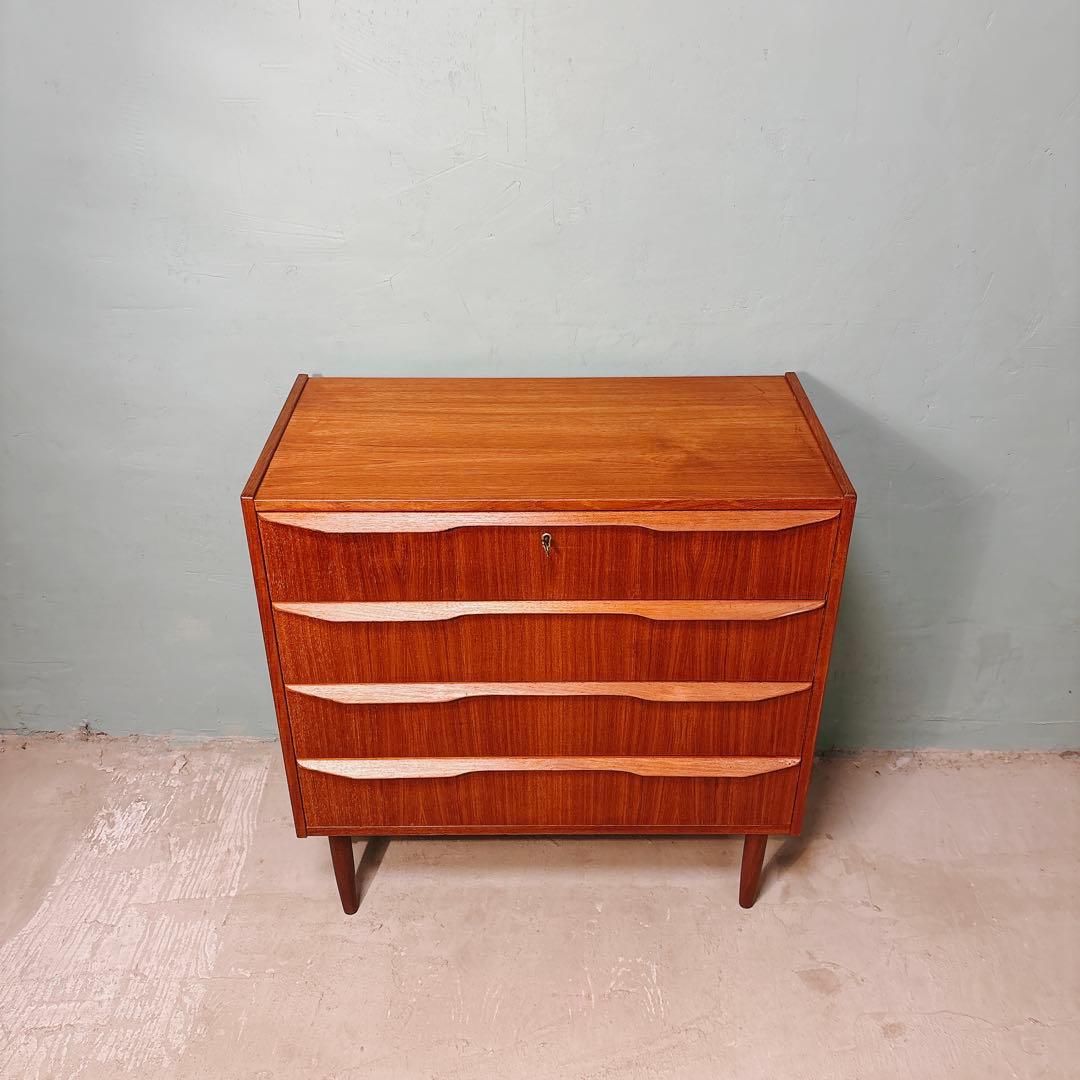 【ふっち】デンマーク　チーク材　四段チェスト　北欧家具　北欧ビンテージ