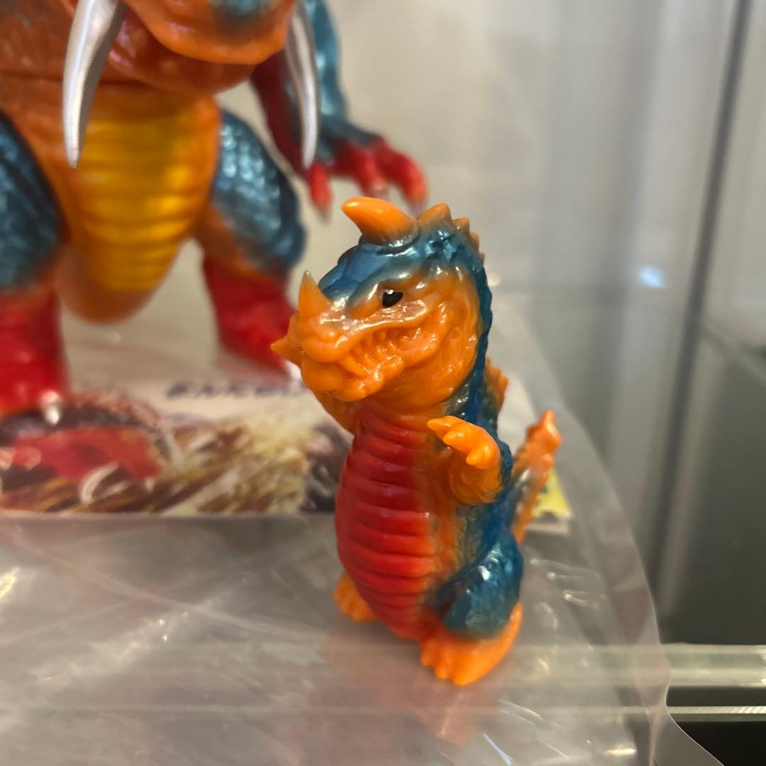 ハンサムタロウエム　まんだらけ怪獣　剛腕怪獣バジアス