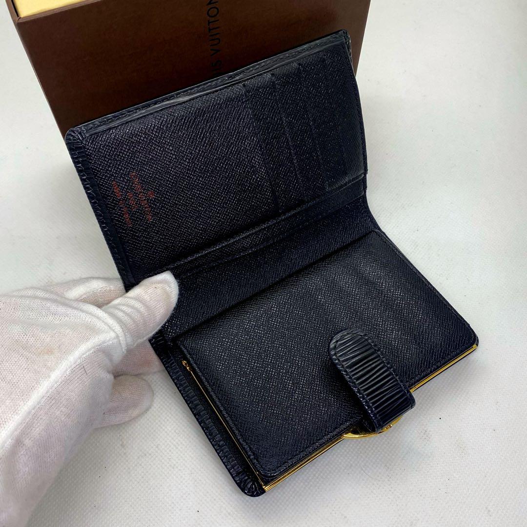 ❤️新品同様❤️定価の半額以下‼️LV❤️エピレザー❤️二つ折り財布❤️ユニセックス