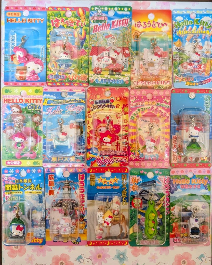 ハローキティ　ご当地キティ　ストラップ　201個おまとめ（ロリータ他）