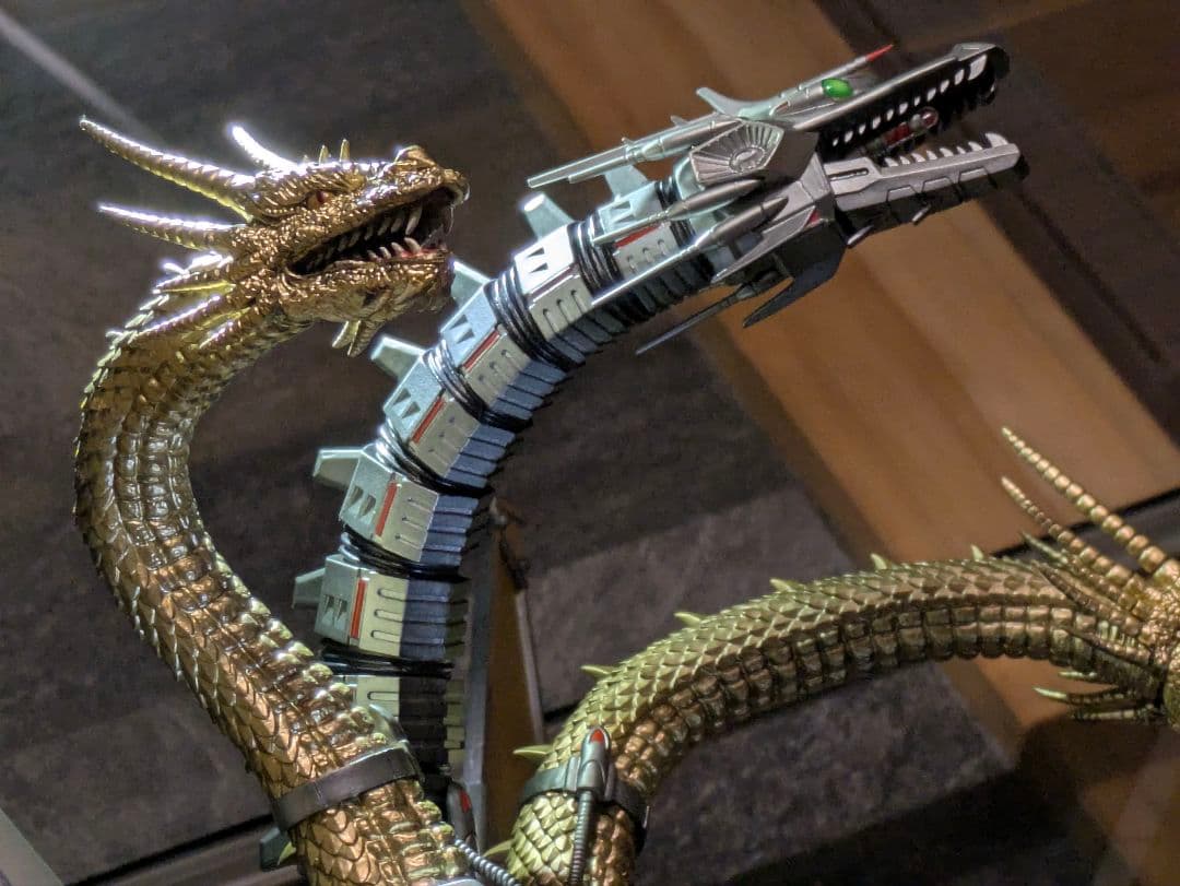 t*c様 メカキングギドラ　一番くじ ゴジラVSキングギドラ B賞　MAGNUV