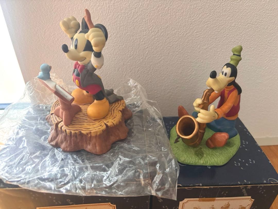 ディズニー フィギュリンワールド 音楽隊 置物 陶器 フィギュア SANKYO