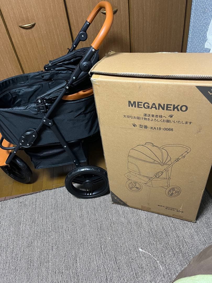 セール新品、未使用 MEGANEKO 犬用ペットカート分 離式 折りたたみ可能