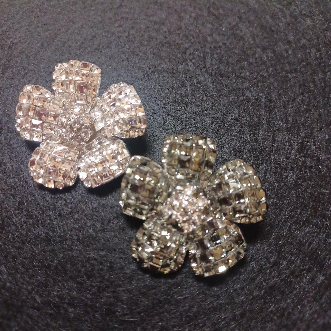 フォクシー　FOXEY　ブローチ　クリアー・グレー