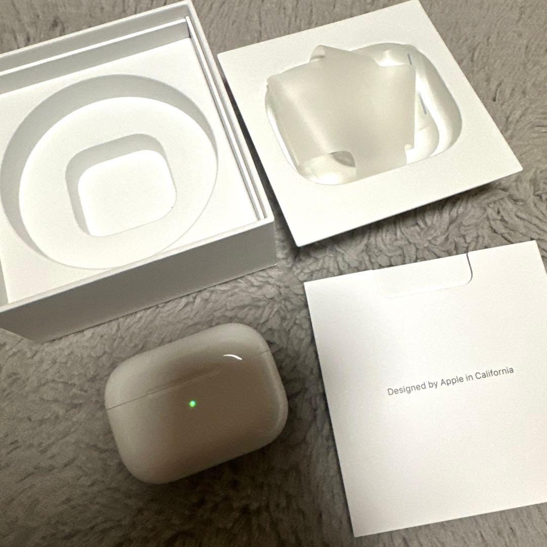 【値下げ中】AirPods Pro MegaSafe 充電ケース付き