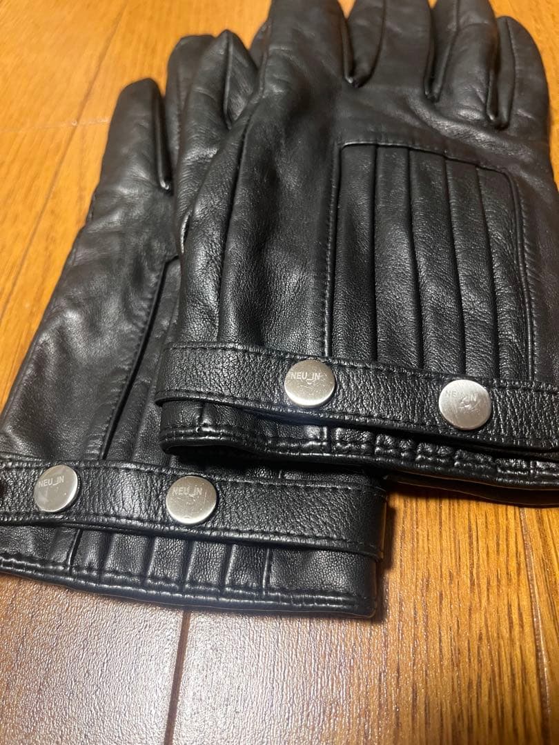小物 NEU_IN 23AW pleats detail leather gloves