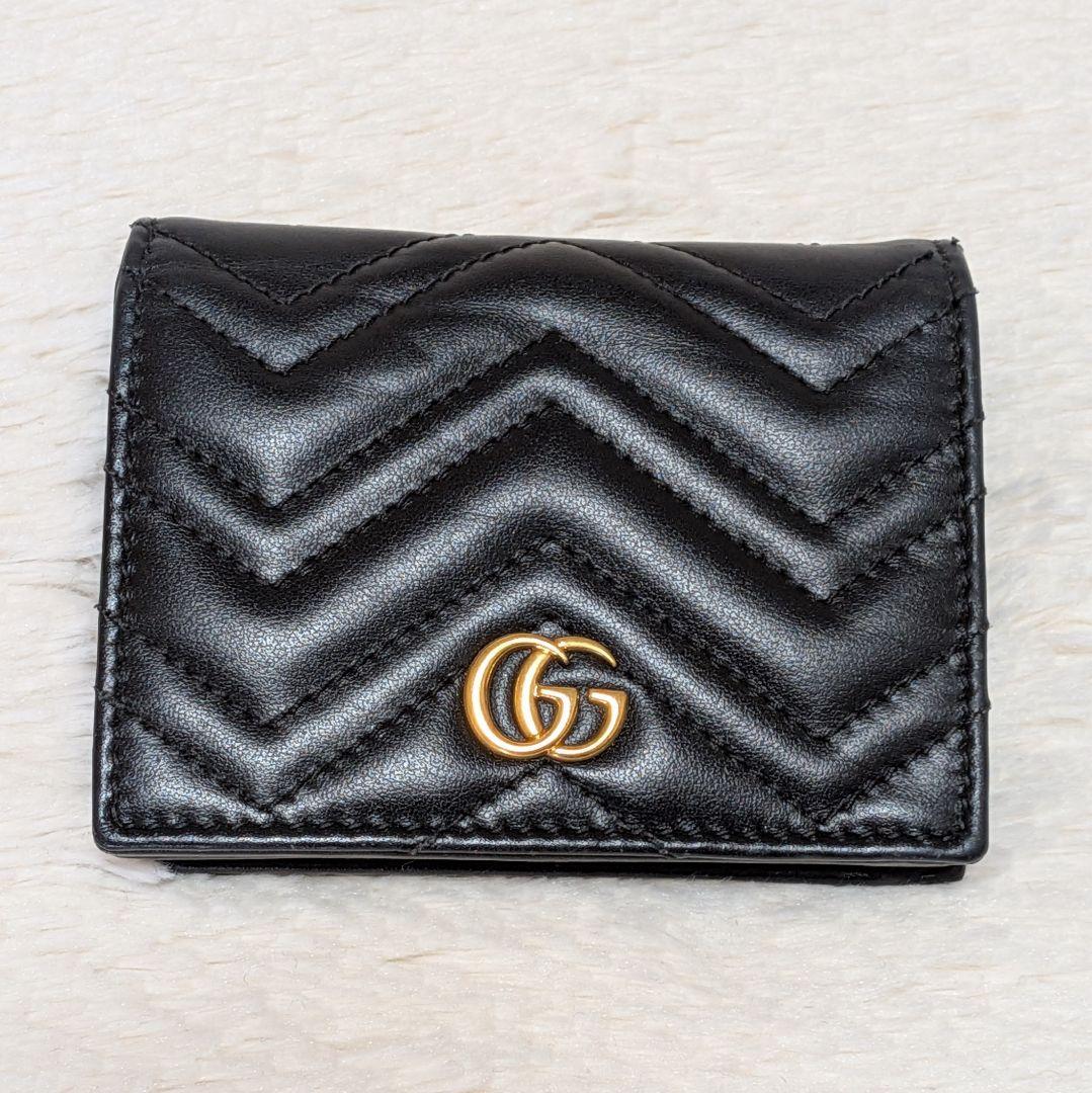 美品✨️グッチ 二つ折り財布 GGマーモント キルティング レザー 黒 人気定番