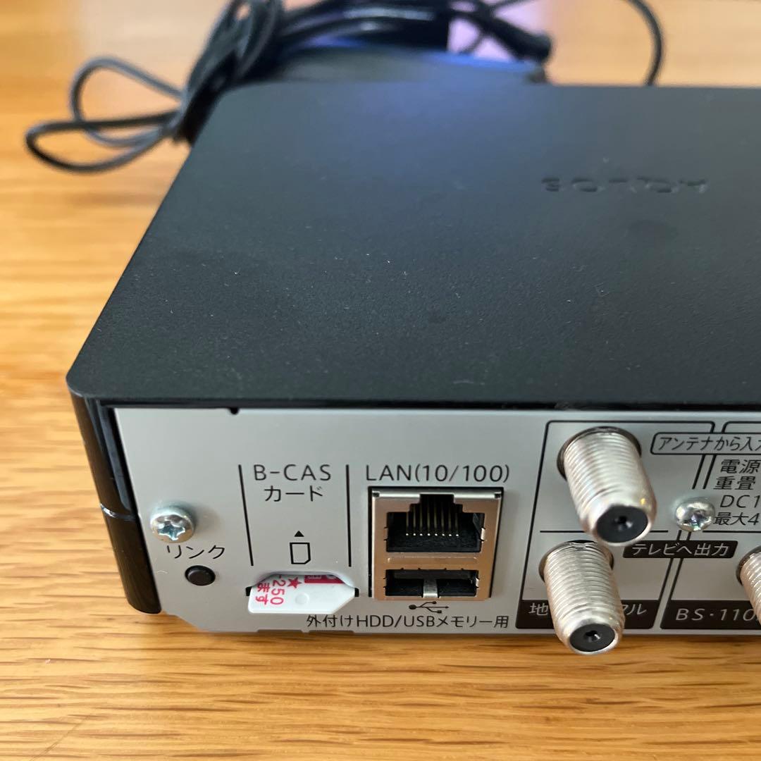 シャープ ポータブル液晶テレビ AQUOS ホワイト 12V型 2T-C12AF