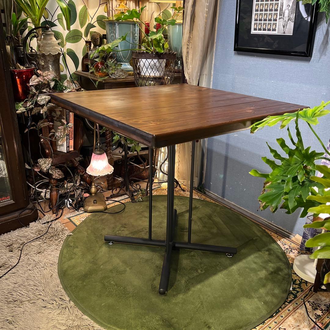 インダストリアル系　ヴィンテージ　オールドパイン　コンパクトダイニングテーブル