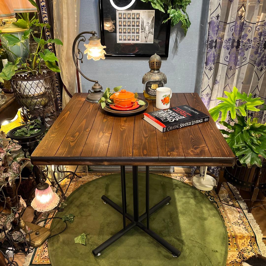 インダストリアル系　ヴィンテージ　オールドパイン　コンパクトダイニングテーブル