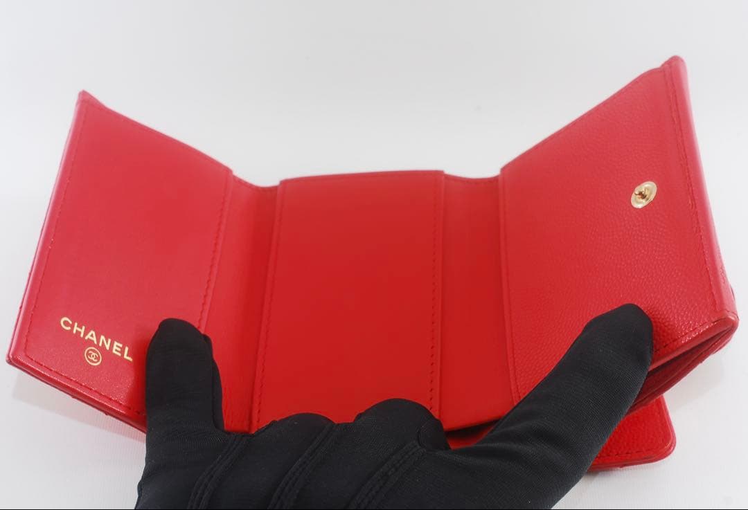 シャネル＊CHANEL＊キャビアスキン＊マトラッセ＊三つ折り財布＊レッド