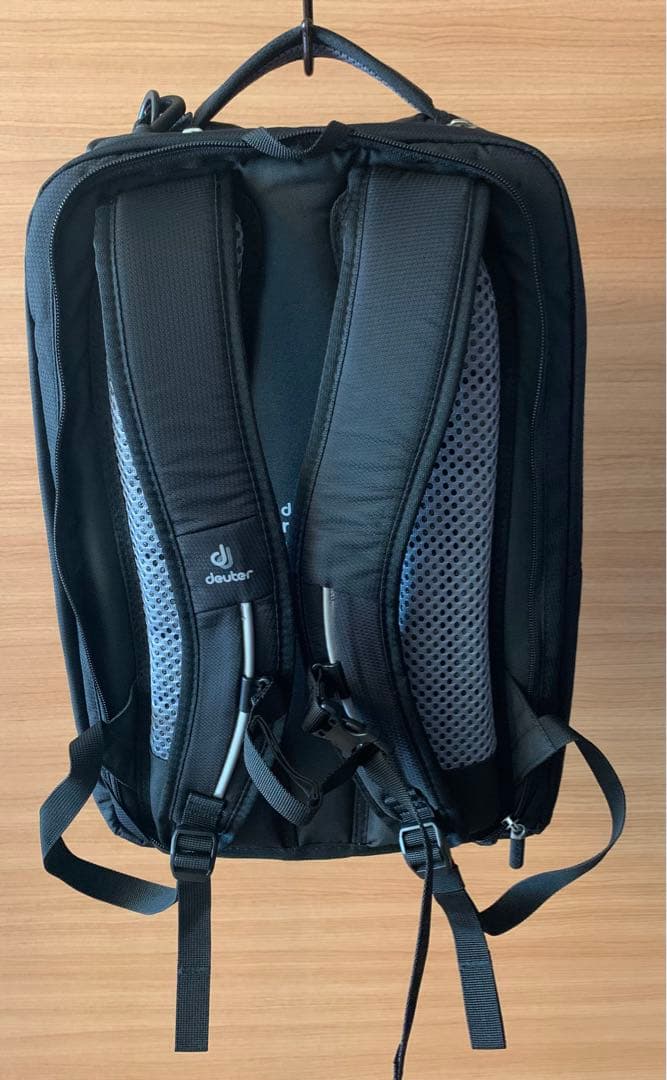 【ほぼ未使用】ドイター (deuter)スイッチバックⅢ デイパック リュック