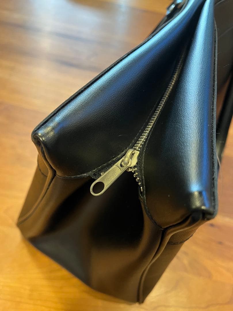 新品タグ付き コムデギャルソン バック 黒 COMME des GARCONS