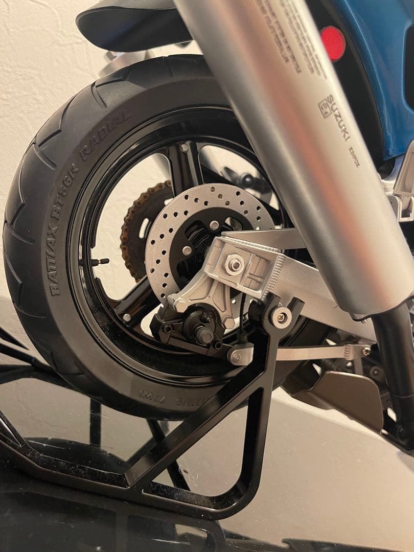 デアゴスティーニ SUZUKI GSX-1300R隼 完成品 塗装 全80号