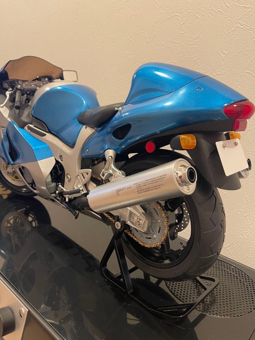 デアゴスティーニ SUZUKI GSX-1300R隼 完成品 塗装 全80号