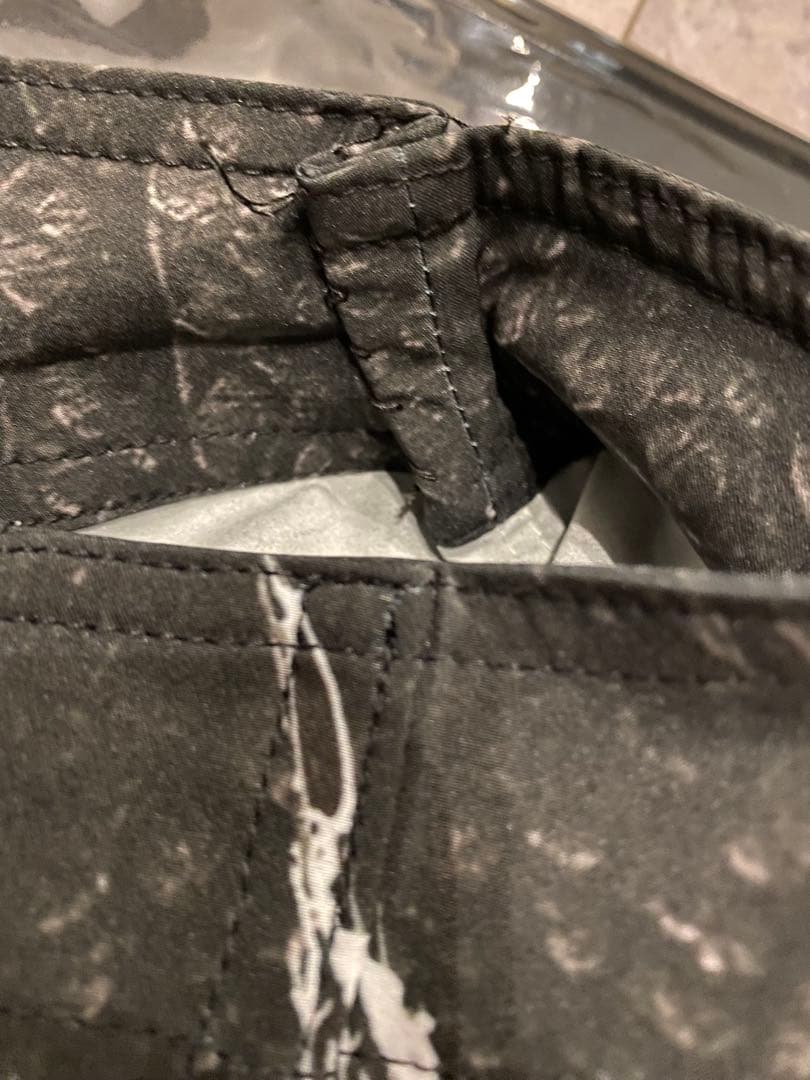 FIED fiedファイドホワイトマグマ　サーフパンツ　30インチ新品未使用新作