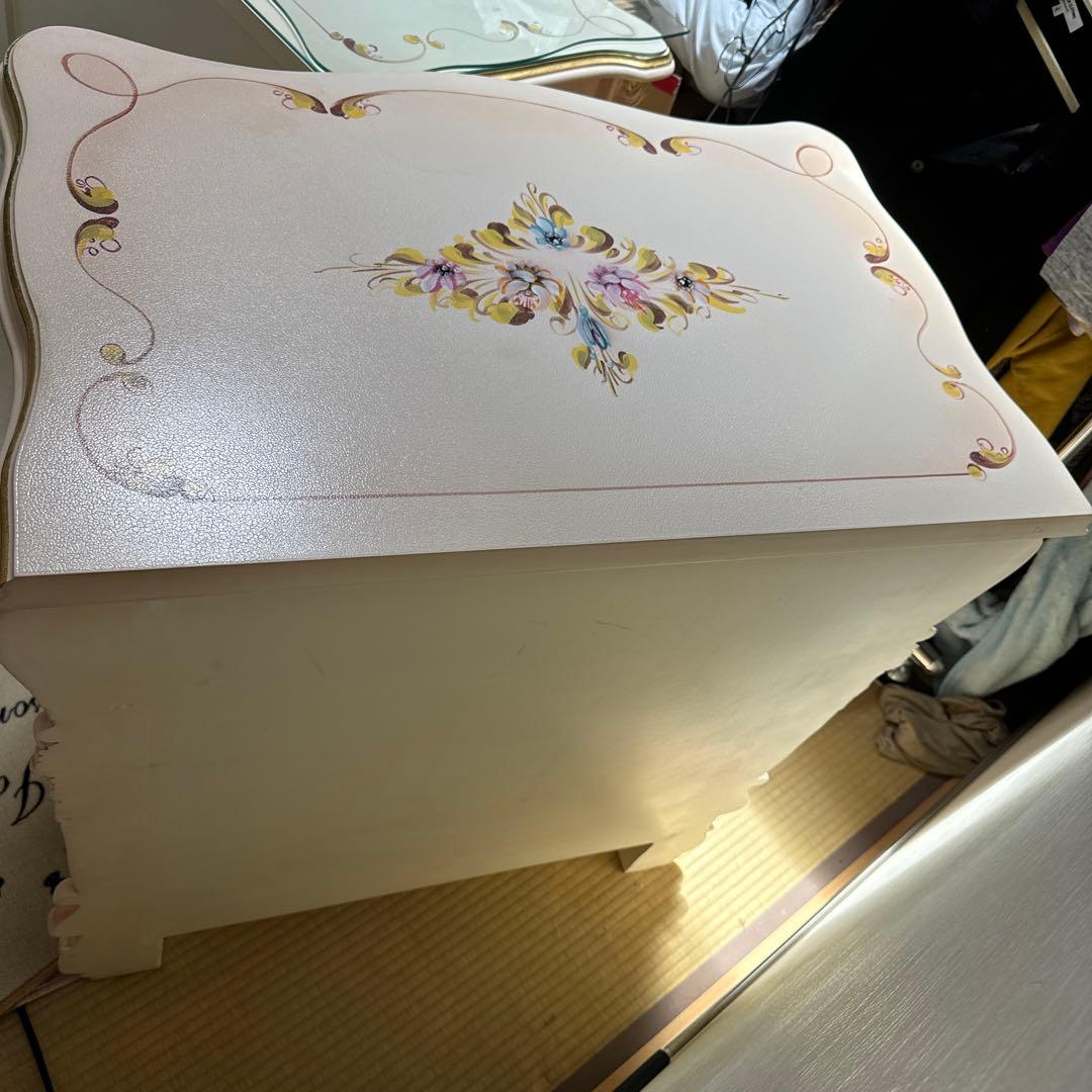 ロココ調　4段チェスト