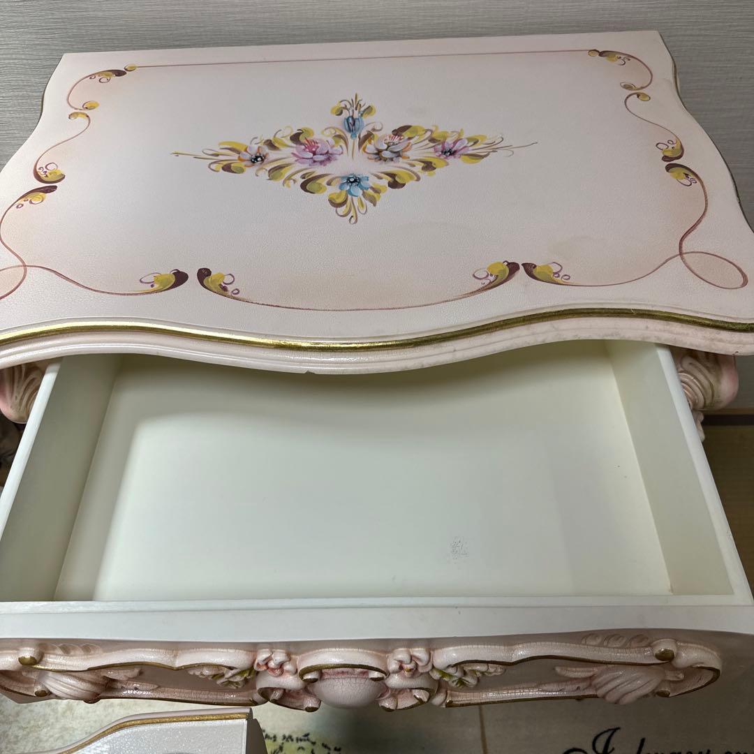 ロココ調　4段チェスト