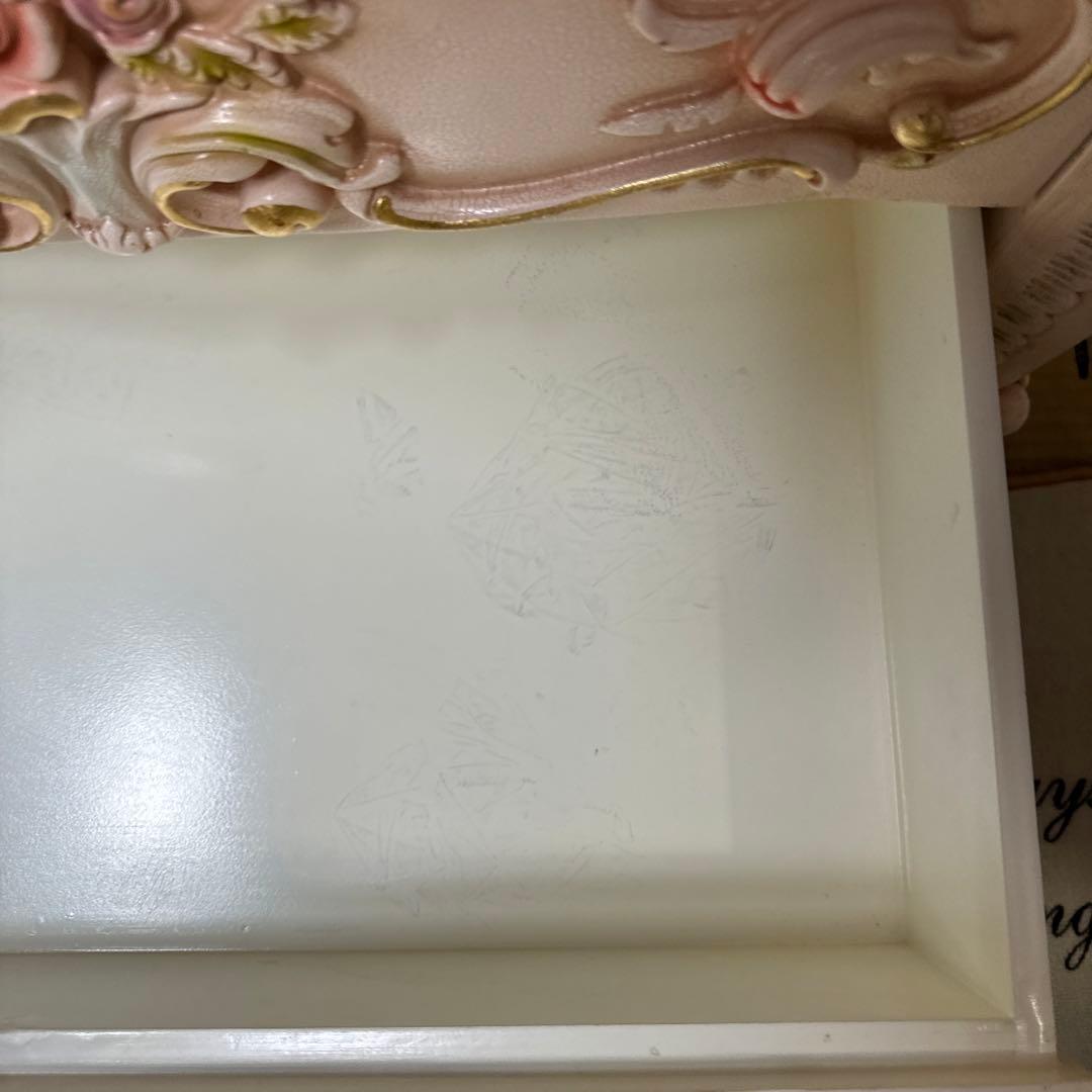 ロココ調　4段チェスト