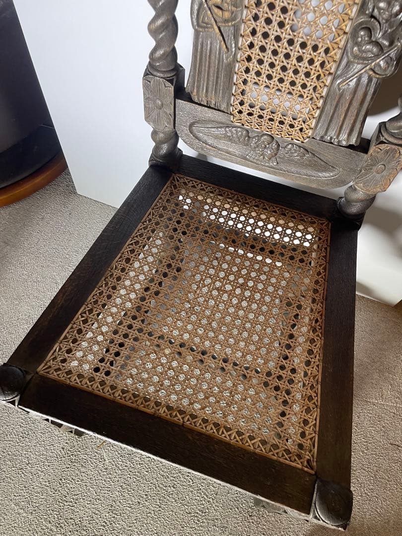 アンティーク ハイバックチェア 聖母子 天使 籐張り ヨーロッパ家具