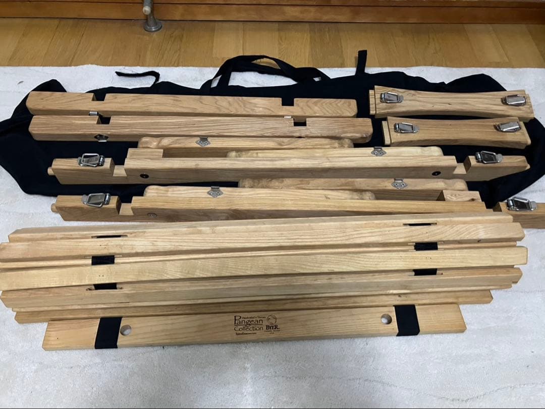 バイヤーオブメイン　ローテーブル