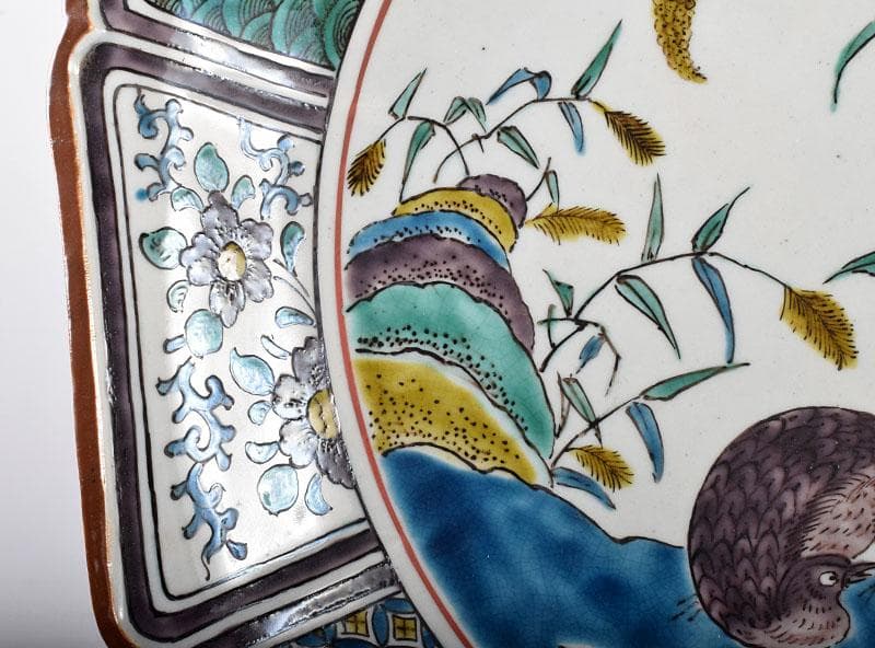 九谷焼　古九谷写　色絵草花図平鉢　飾皿　桐箱付　M　3904B