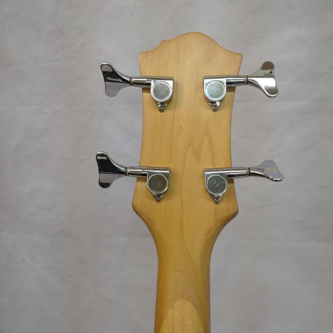 モッキンバードベース　fロゴ　レッド