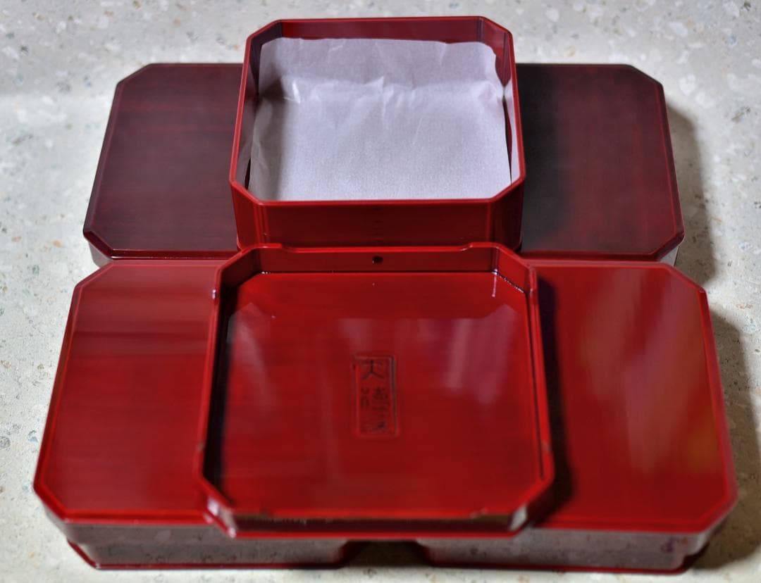 塗師正利作　春慶塗大徳寺お重5客　菓子器　共箱