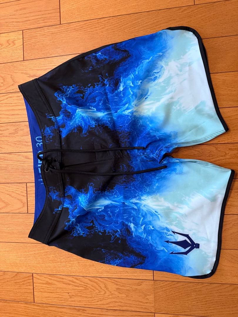 【激安特価】FIED サーフパンツ　30 15.5インチ　フィジーク　コンテスト