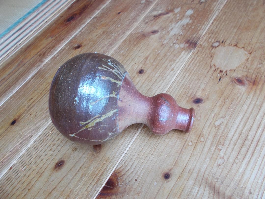 再御値下げ　備前焼㉜　中瓢徳利・花入れ　緋襷　ゴマ　丁斎作