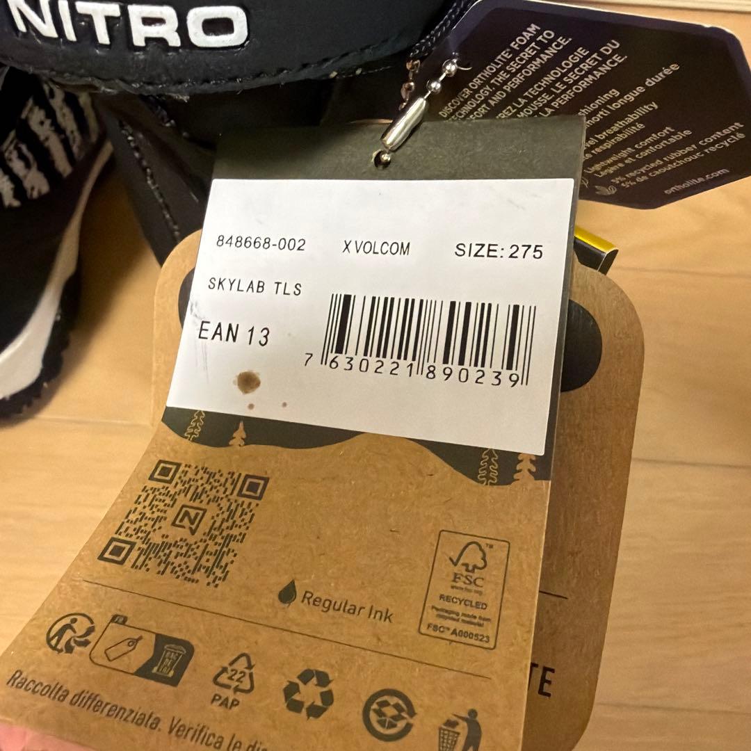 VOLCOM × NITRO スノーブーツ